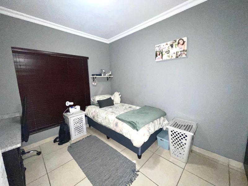 To Let 2 Bedroom Property for Rent in Die Bult North West